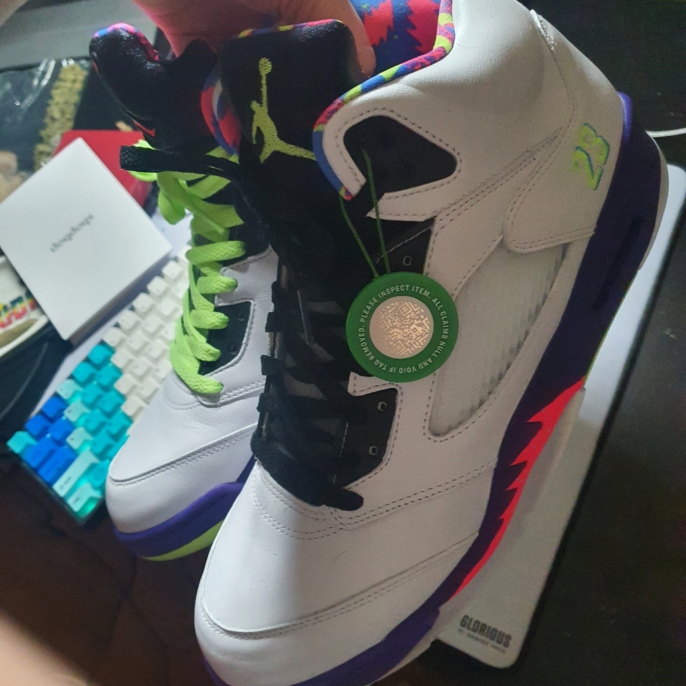 black retro 4 black cat